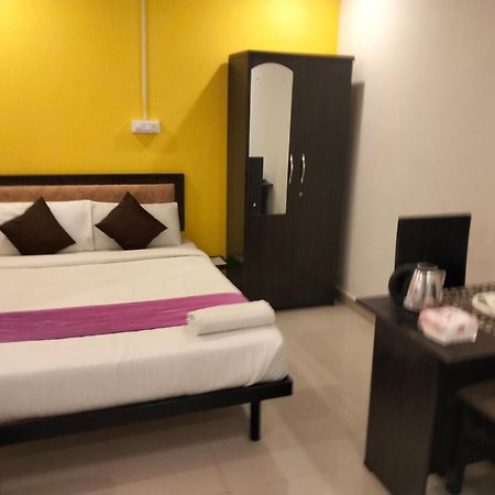 Hotel Sy Comforts 벵갈루루 외부 사진
